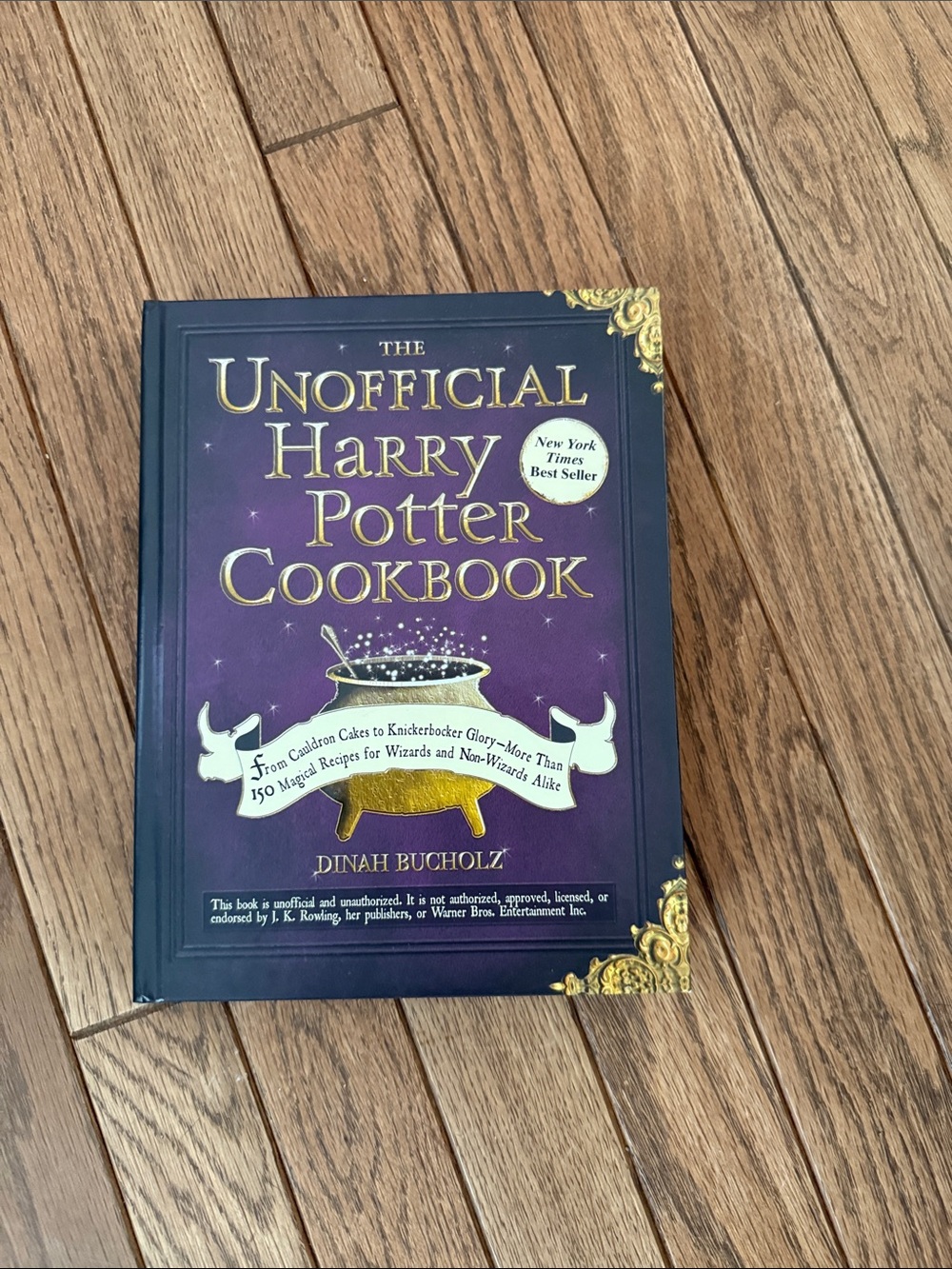The Unofficial Harry Potter Cookbook - Purple Cover